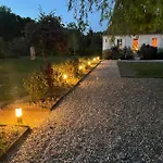 Domaine De La Vove منزل للإقامة *