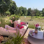 منزل للإقامة Domaine De La Vove *