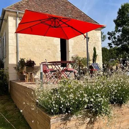 Domaine De La Vove - Classee, Cadre Paisible Et Naturel - Ambiance Insolite Jardin Paysager Dote D'une Terrasse Spacieuse - Vue Panoramique Exceptionnelle -authenticite Et Elegance * Corbon (Orne)