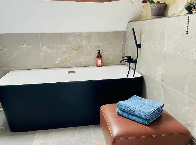 Domaine De La Vove Homestay